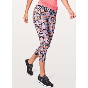 Lululemon Speed Up Crop 21” Inversion Multi size 8